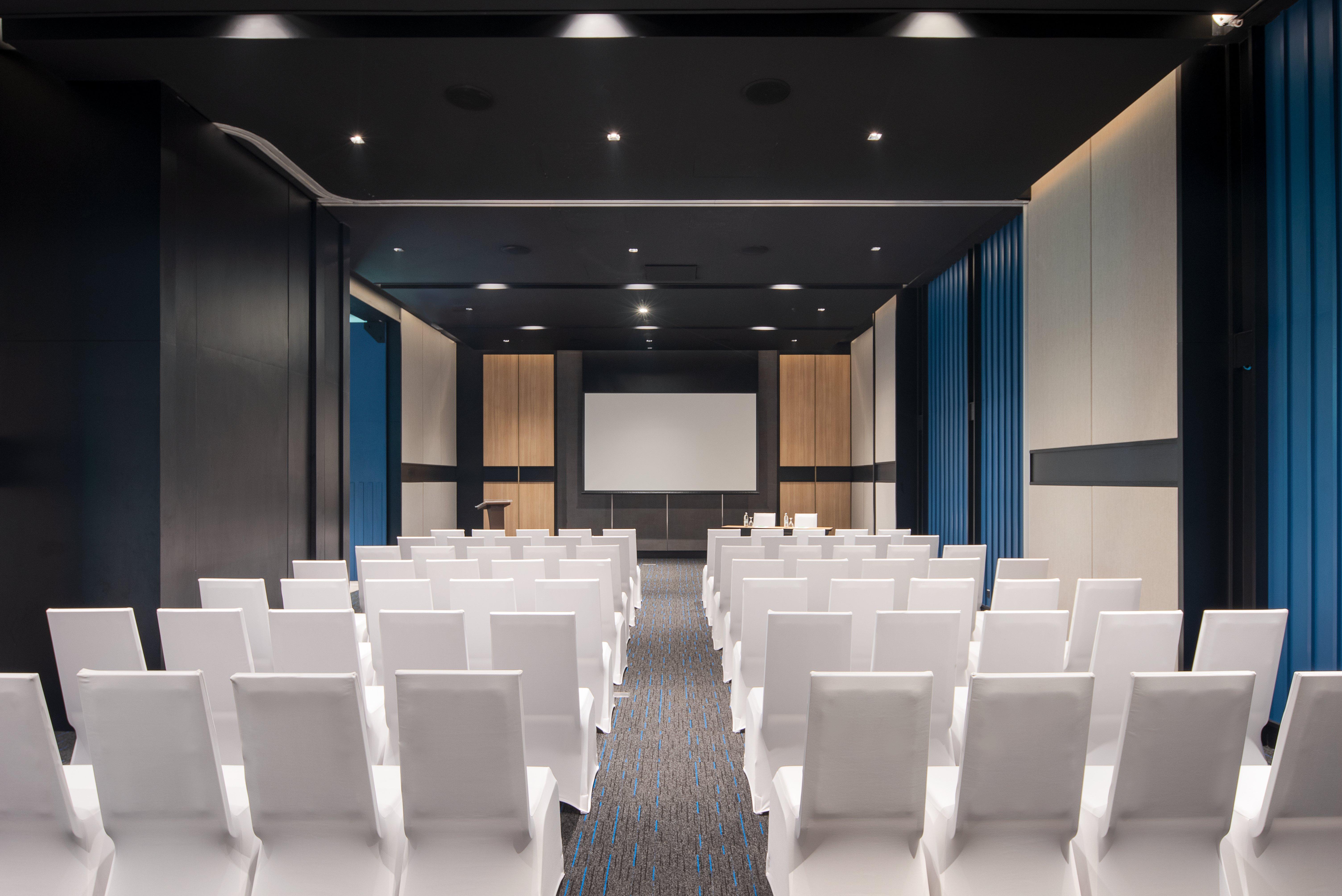 Holiday Inn & Suites Siracha Laemchabang By Ihg Si Racha Exterior photo